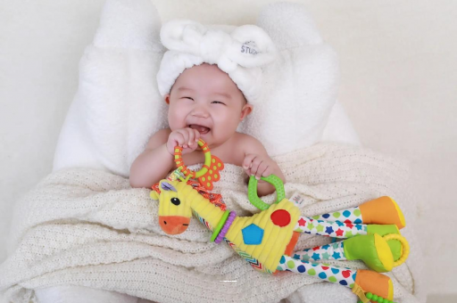 西安1岁宝宝流鼻涕打喷嚏